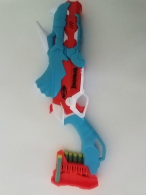 Nerf Tricerablast Dinosquad with 7 darts like new