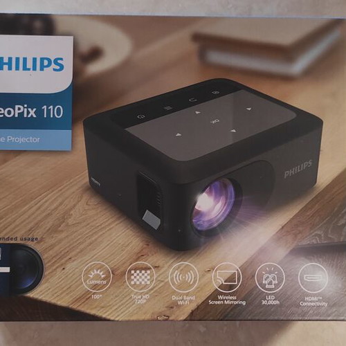 Philips NeoPix 110 projector like new with WiFi and HDMI