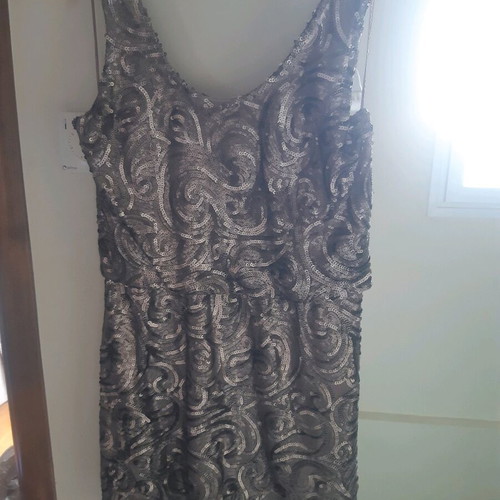 Mango dress size M like new, gold sequin