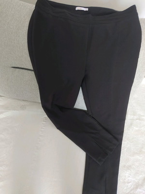 JusTop pants like new, black