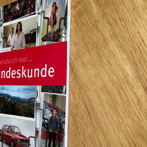 Zwischendurch Mal...Landeskunde German learning book used, level A2-B1