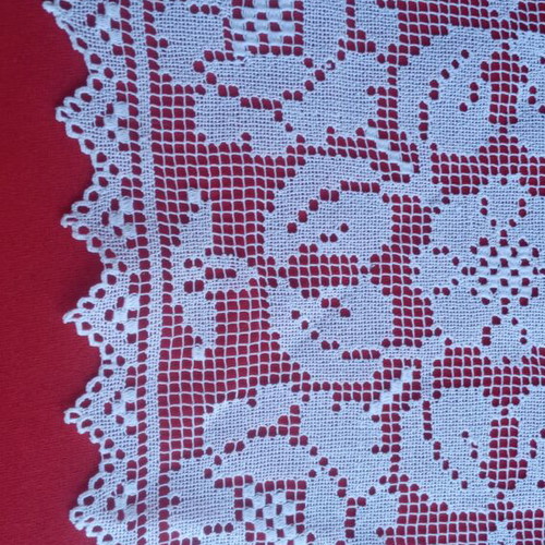 Square filet lace doily handmade vintage 1950s from Tinos