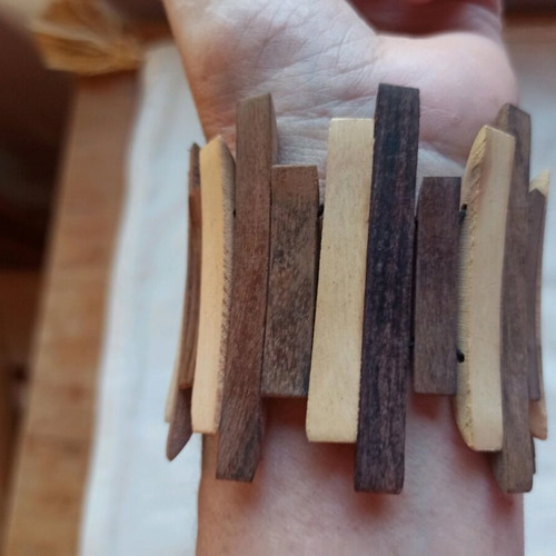 Wooden bracelets new, handmade elastic natural tones