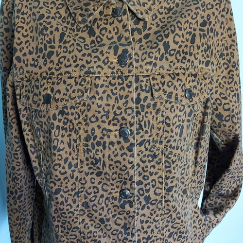Bpc Selection Leopard Print Denim Jacket like new, sizes XXL-4XL