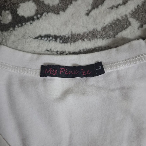 My Pink tee white t-shirt with studs size L like new
