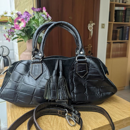 Lila Verde leather and suede handbag, black