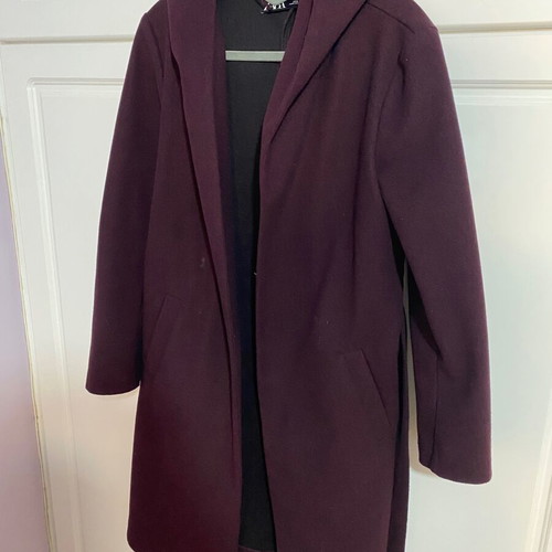 Wool coat Zara used, size M, purple