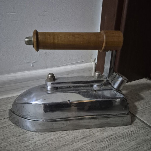 Vintage iron used