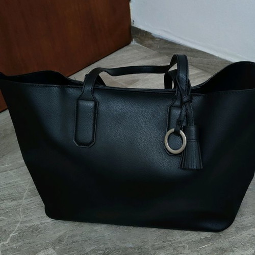 Caprice large hand bag used