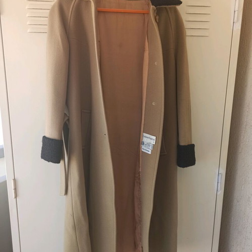 Debenhams coat from England like new, 100% pure new wool, beige