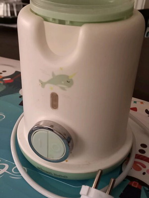 Kikkaboo bottle warmer used with lemon squeezer