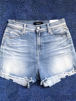 Replay Denim Shorts new, size 27, blue