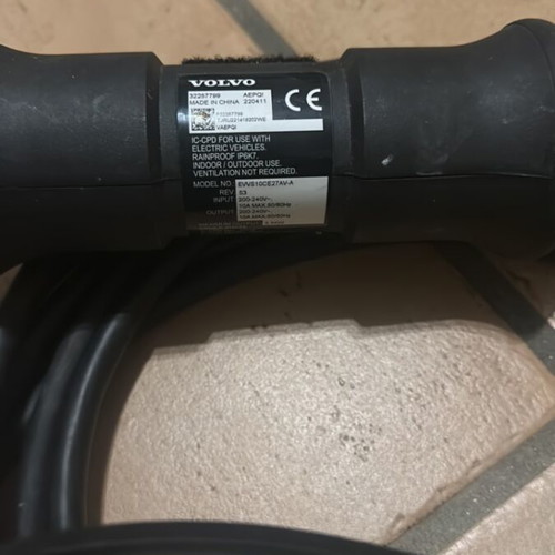 Volvo EV Charger charging cord like new for C40 S60 S90 XC60 XC90