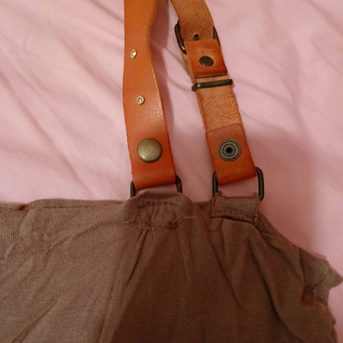 Brown dress