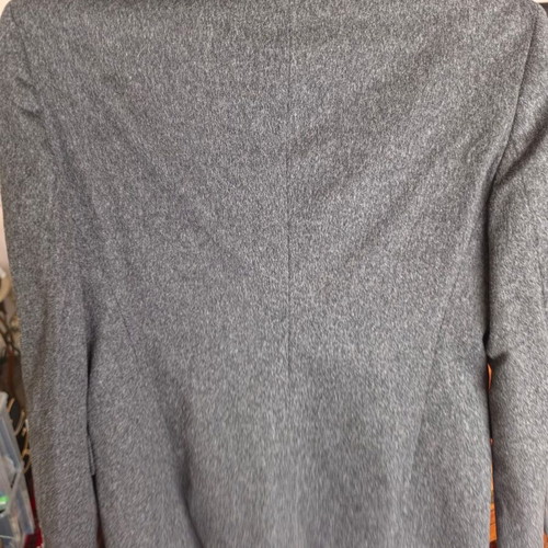Caractère Blazer size EU 46 like new, 70% virgin wool & 10% cashmere