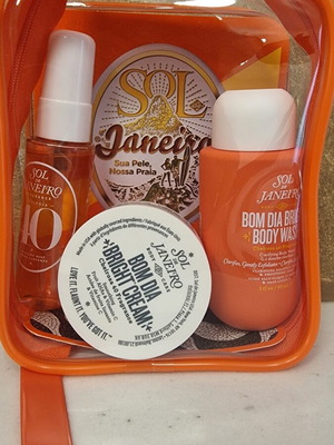 Sol de Janeiro Bom Dia Jet Set new skincare set