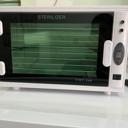 Sterilizer like new for tool disinfection