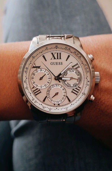 Γυναικείο ρολόι Guess