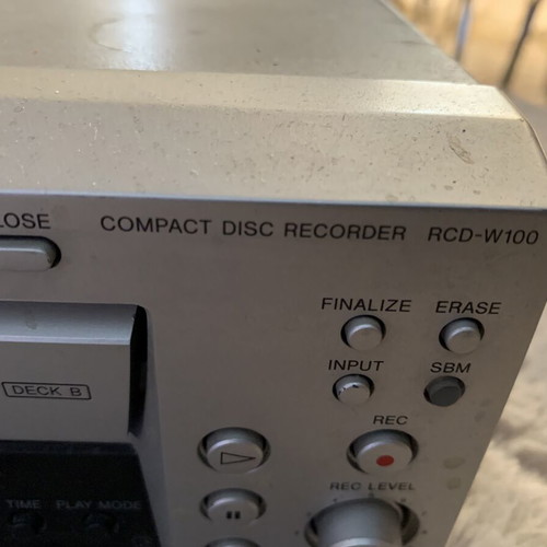 Sony RCD-W100 CD player and recorder