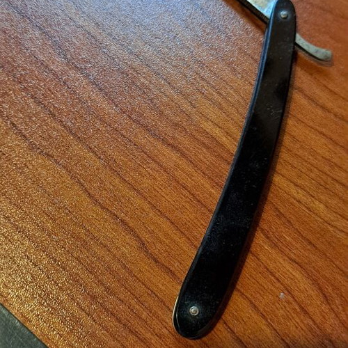 Solingen antique razor used, bakelite and steel blade