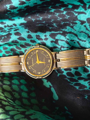 Ръчен часовник като нов