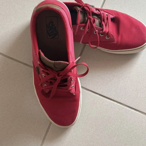 Vans casual shoes size 43 like new