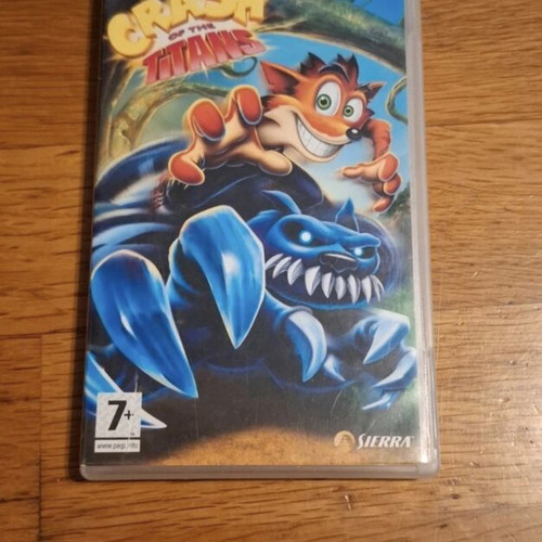 Crash of the Titans PSP game