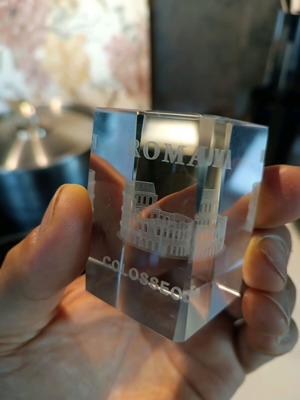Roma Johnnie Walker decorative crystals like new
