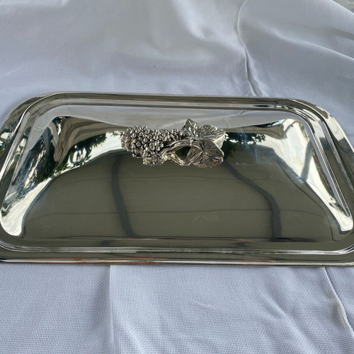 Serving set like new with silver-plated tray and Pyrex