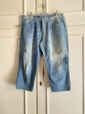 Benetton Women's Boyfriend Cropped Jeans Large Like New Light Blue