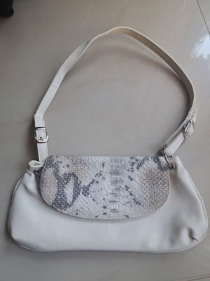 Shoulder bag white with snake print detail like new