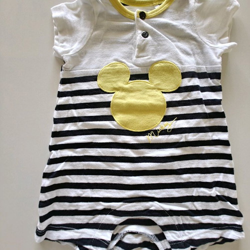 Short-sleeve bodysuits used, pack of 3 for 3-month baby