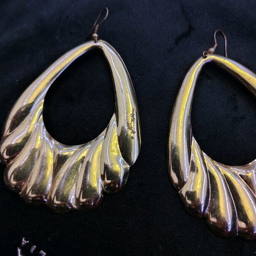 Zara evening earrings used, gold color, very light