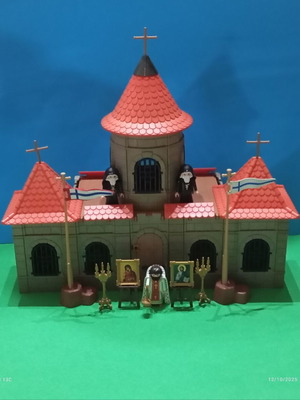 Playmobil Orthodox Church like new