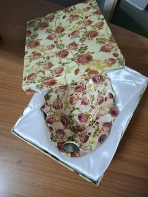 Porcelain coup fondantière new with romantic floral pattern