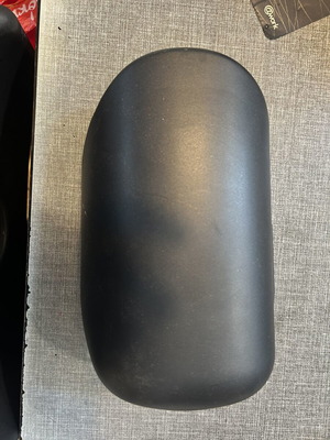 BMW 320i E90 lower steering column cover used, no cruise control slot