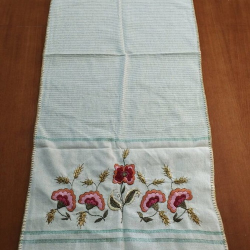 Handmade runner like new 1.14x40