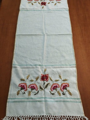 Handmade runner like new 1.14x40