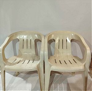 Σετ 2 πλαστικές καρέκλες εξωτερικού χώρου 73x55x44