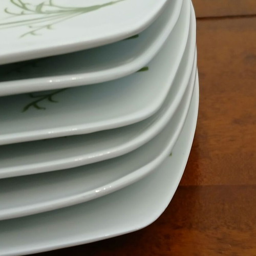 Square shallow serving plates used, set of 6, porcelain 27x27 cm