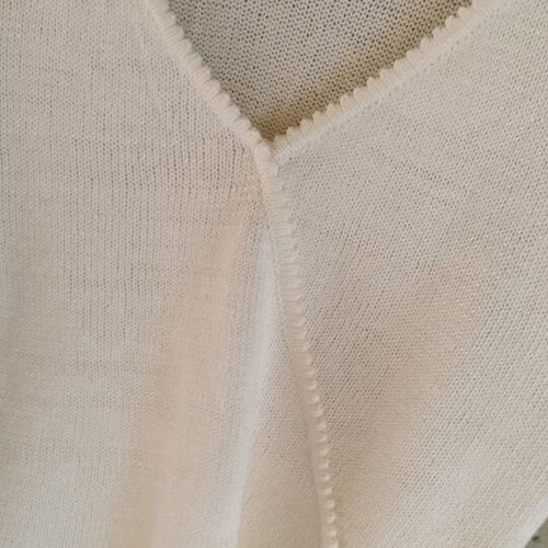 Cotton white knitted wrap top new with lace patterns
