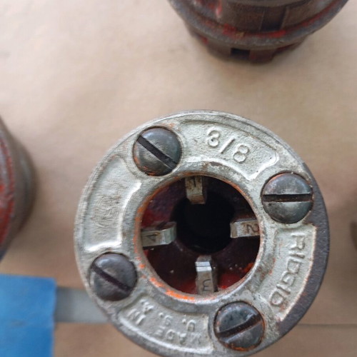 Ridgid 1 Inch Hand Thread Cutter like new