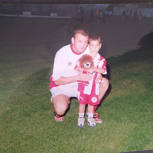 Olympiacos large authentic photograph like new