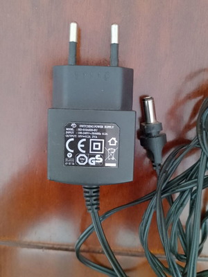 Power supply 10V like new