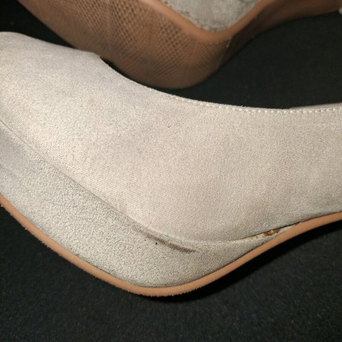 Peep toe suede pumps used, size 38, beige with platform