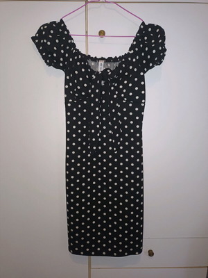 Mini dress slim fit polka dot, like new, black and white