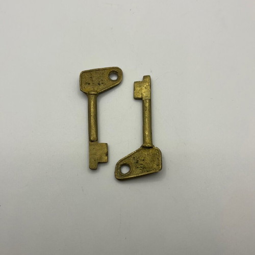 Bronze miniature keys used, set of 2, length 5cm