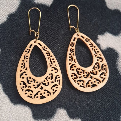 Handmade wooden earrings new, beige and gold