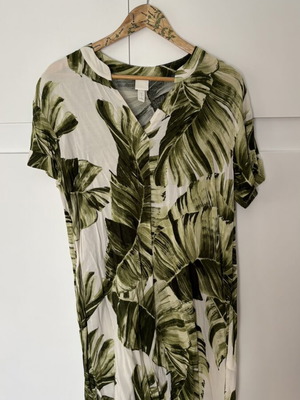 H&M women's dress size S like new, multicolor green