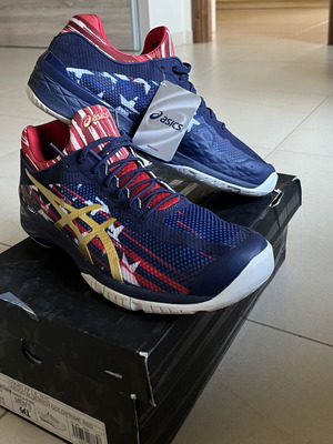 Asics Court FF L.E. NYC sneakers, Indigo Blue, Rich Gold, Prime Red, EU 47